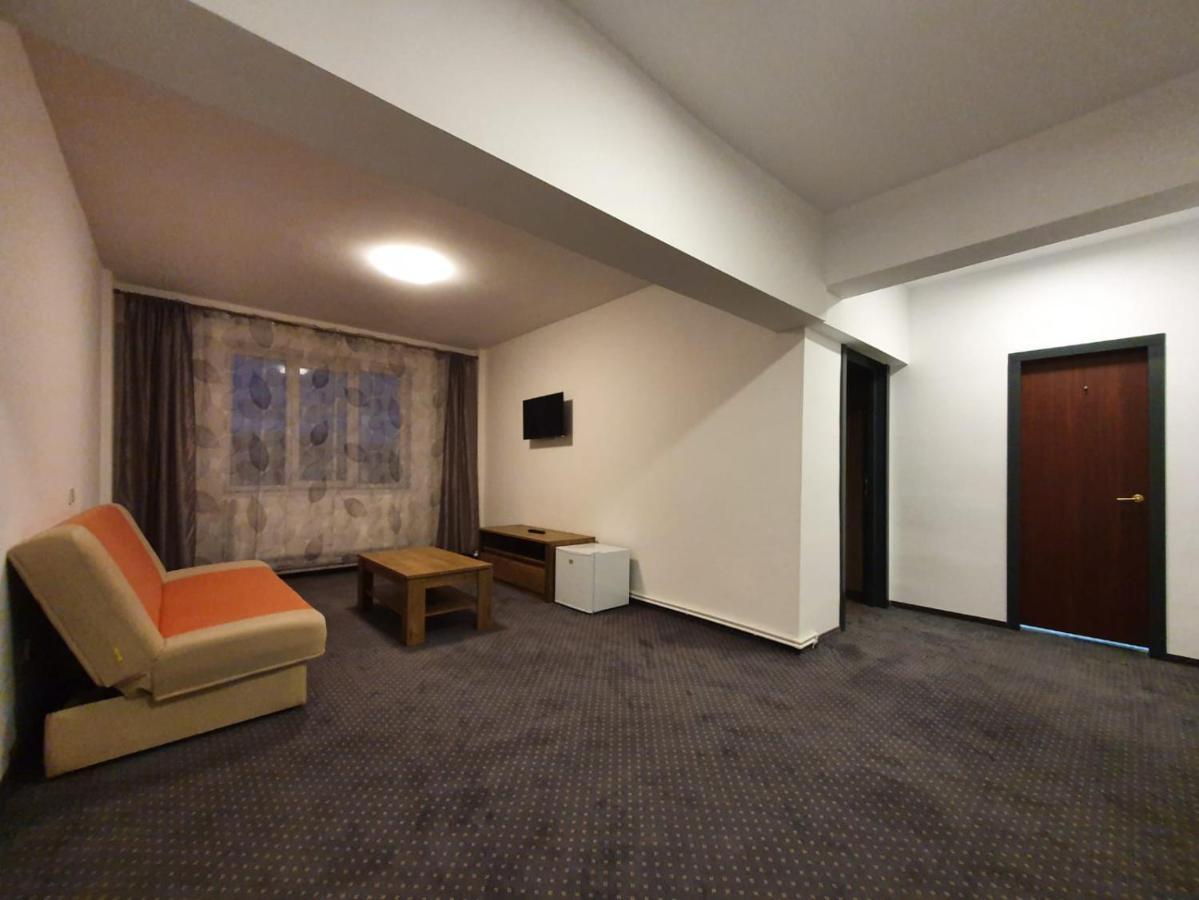 Petrosani Camere De Inchiriat - Hotel Petroshani Srl 外观 照片