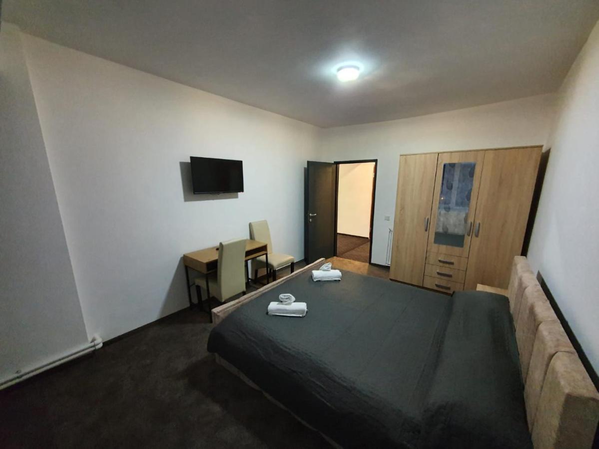Petrosani Camere De Inchiriat - Hotel Petroshani Srl 外观 照片
