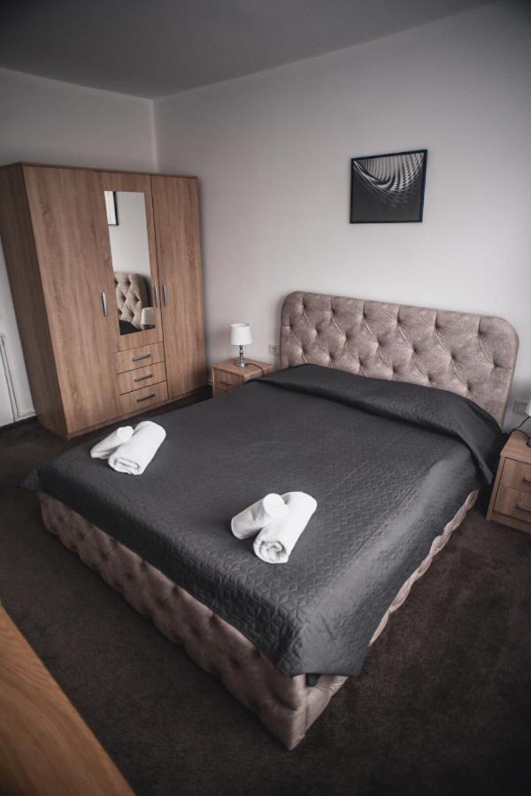 Petrosani Camere De Inchiriat - Hotel Petroshani Srl 外观 照片