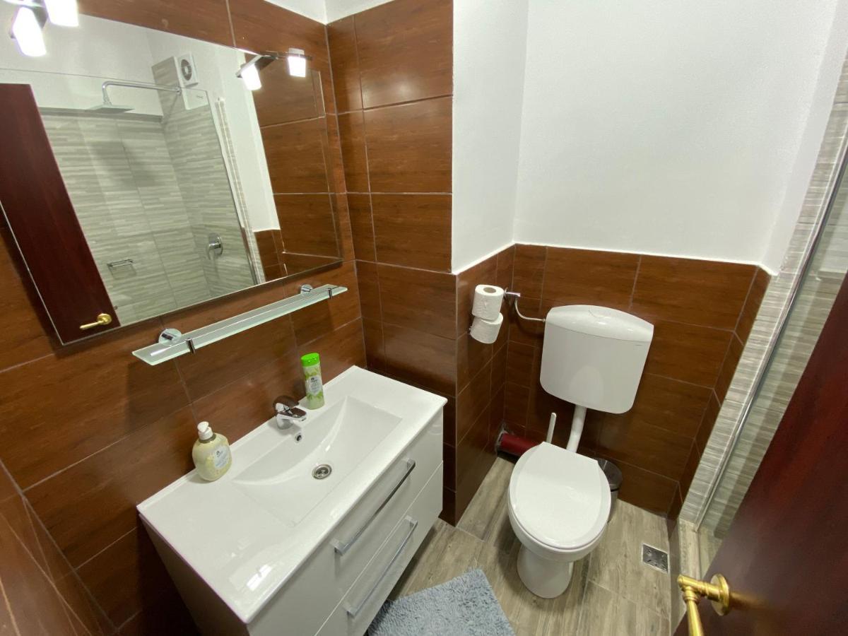 Petrosani Camere De Inchiriat - Hotel Petroshani Srl 外观 照片