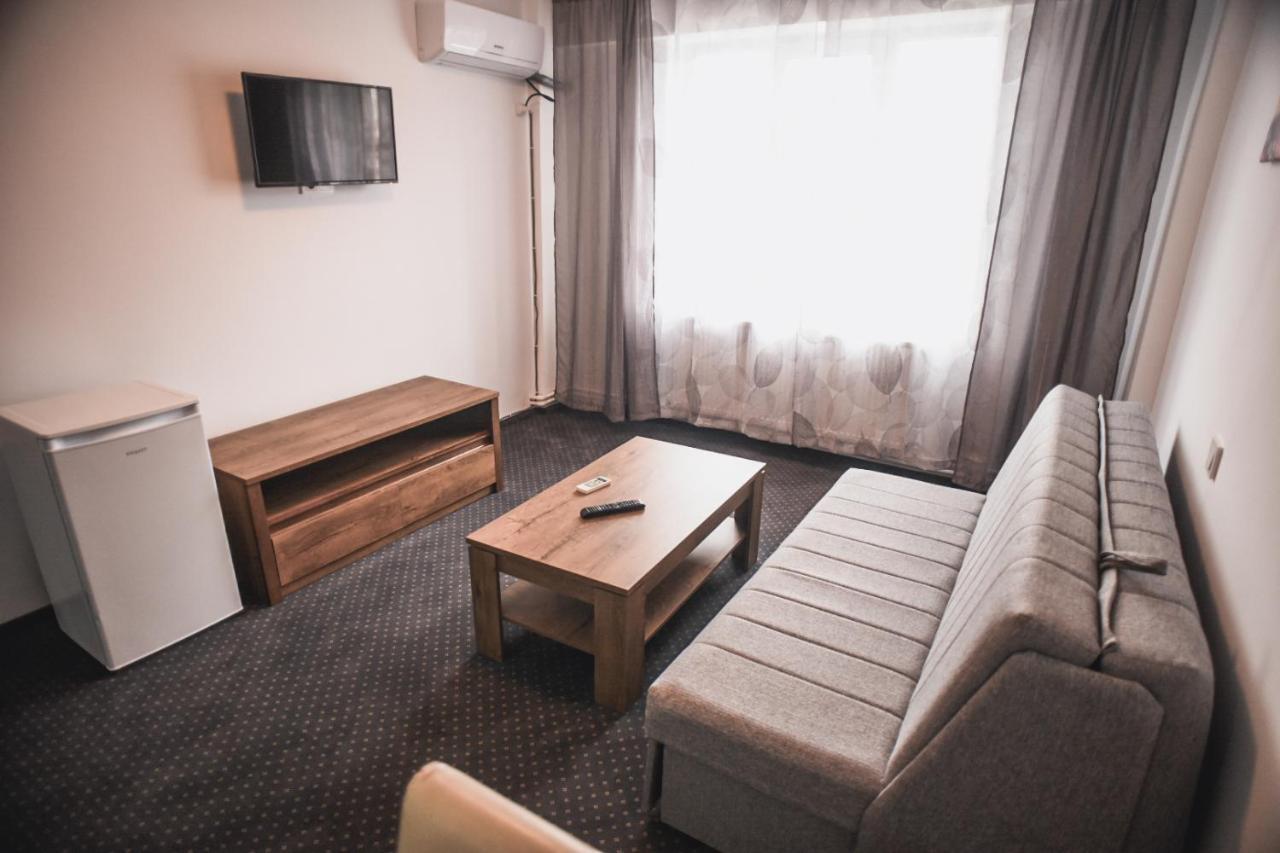 Petrosani Camere De Inchiriat - Hotel Petroshani Srl 外观 照片