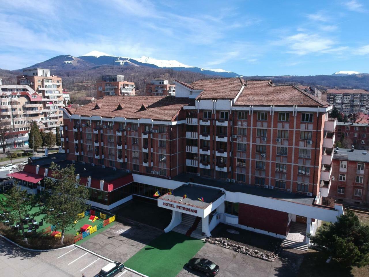 Petrosani Camere De Inchiriat - Hotel Petroshani Srl 外观 照片